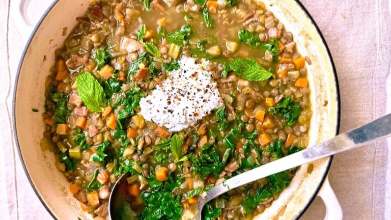 Sopa de Lentejas con Tocino Fácil