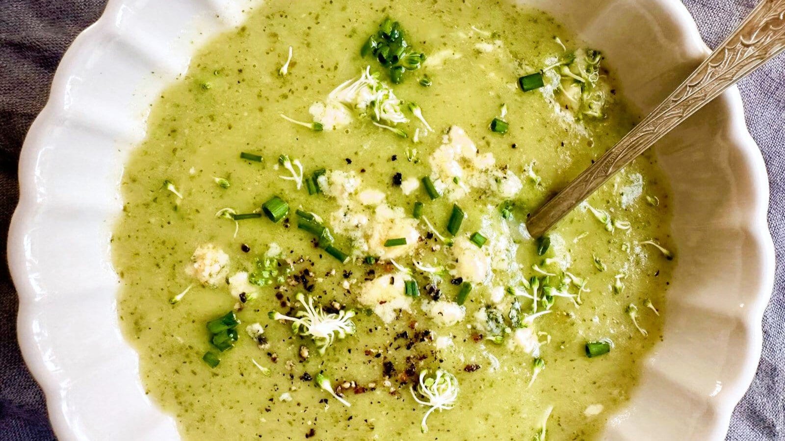 Sopa de Brócoli y Queso Stilton
