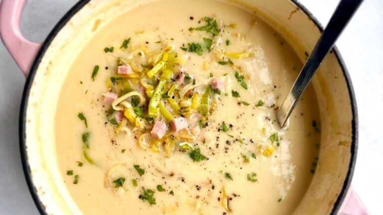 Sopa Cremosa de Puerro, pollo y Patata con Queso