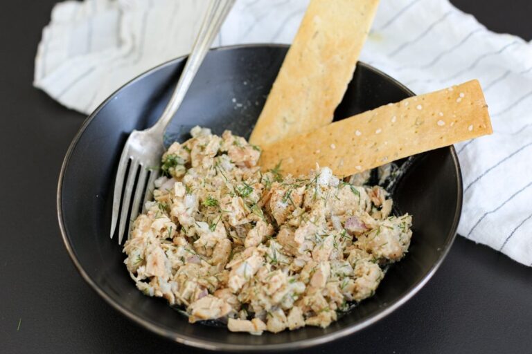 Ensalada de Atún con Frijoles Aplastados