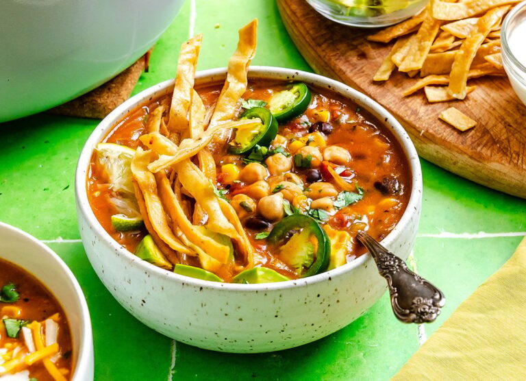 Sopa de Tortilla Crema de Garbanzos